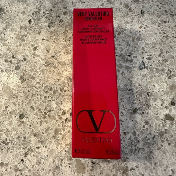VALENTINO Very Valentino Concealer in shade Light Neutra (neutral) 3 - Picture 6 of 8